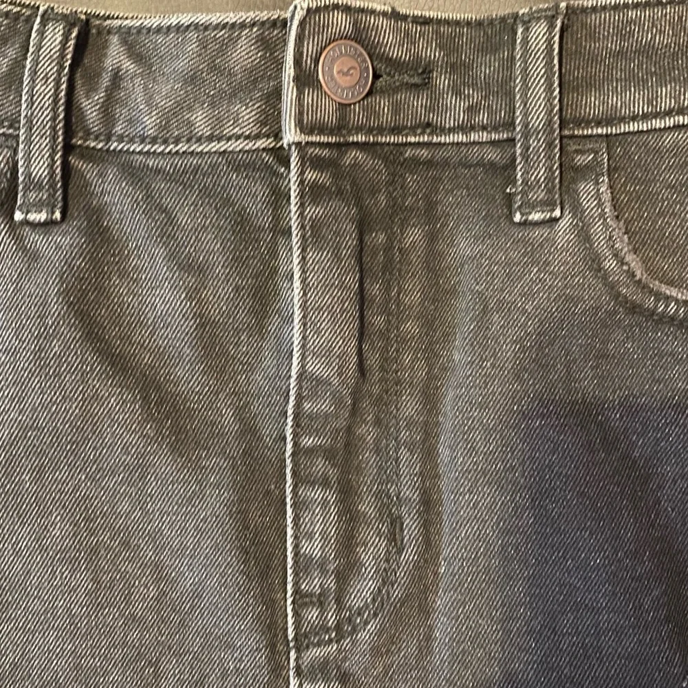 Hollister Denim Mini Skirt Ultra High Rise Distressed Black Size 7 Waist 28” - Picture 9 of 15